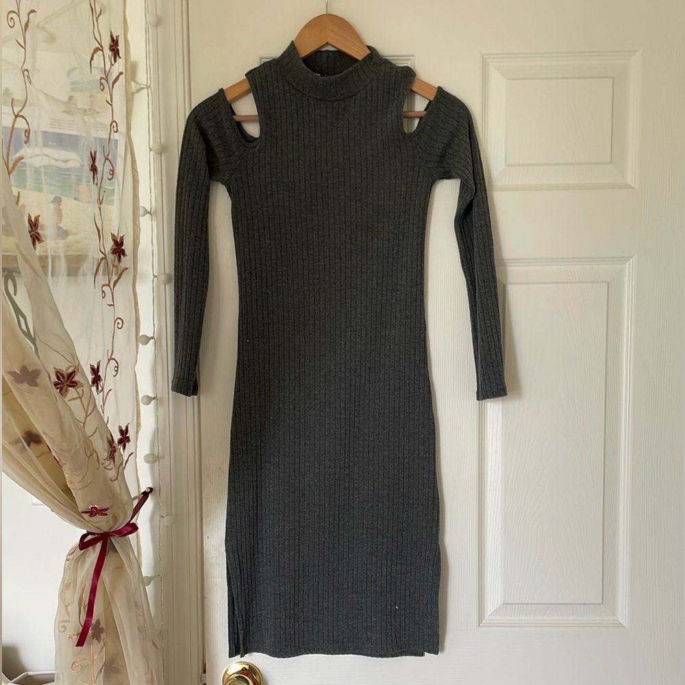 One Clothing Gray Turtleneck Sweater